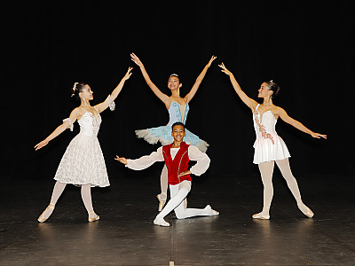 Bailarinos Núcleo de Dança de Barueri_foto Beatriz Lucato_Secom Barueri