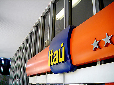 Acordo obriga Itaú a ressarcir clientes por cobranças indevidas de seguros