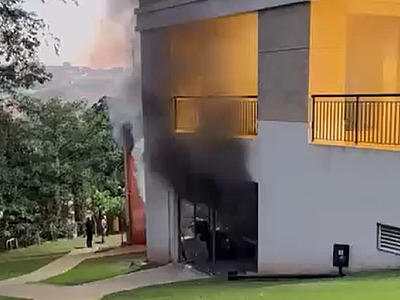 Incêndio mobiliza moradores em condomínio Alpha Vita, em Alphaville