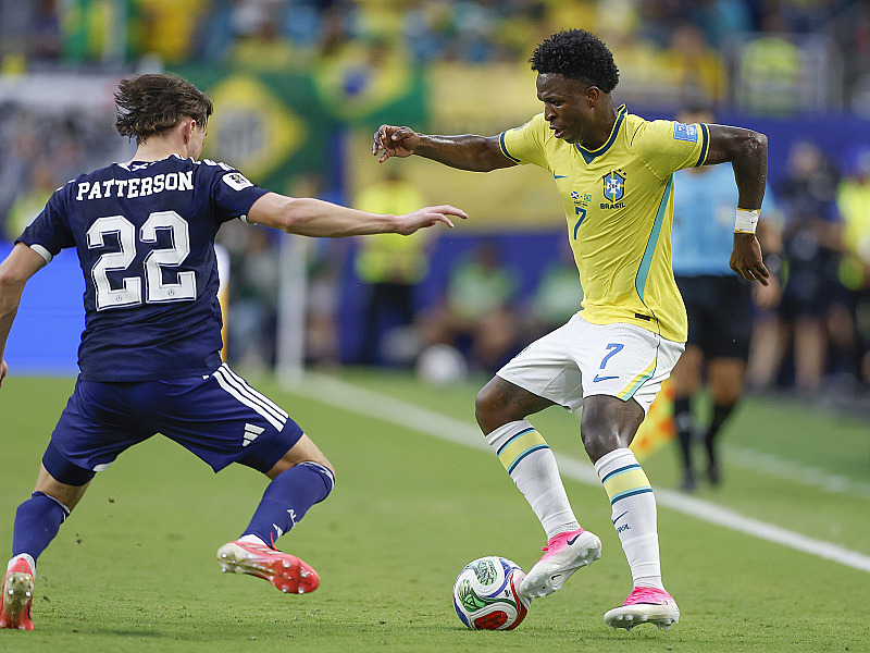 Brasil goleia Escócia, avança em primeiro e ganha confiança para o mata-mata da Copa do Mundo